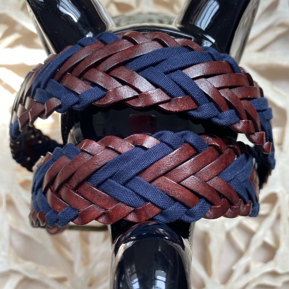 Massimo Dutti Belt. - Picture 1 of 4